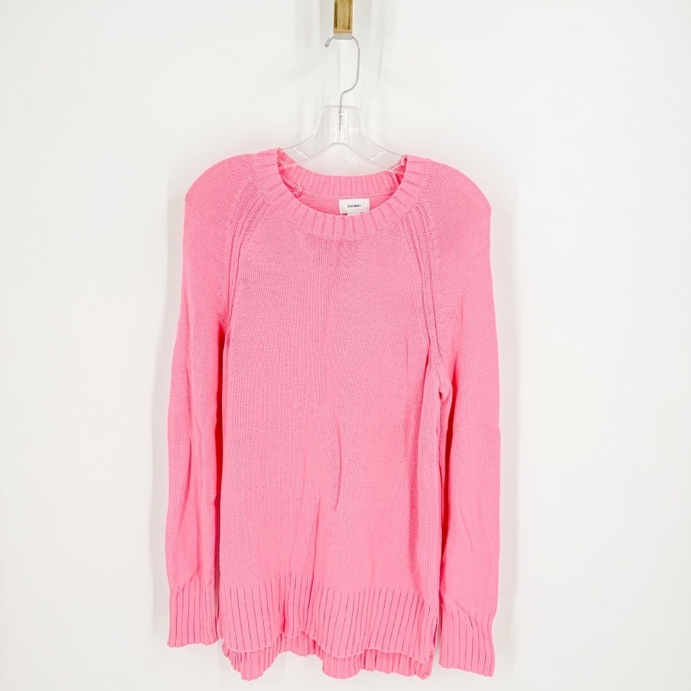 Old Navy Women's Vibrant Pink Crew Neck Sweater